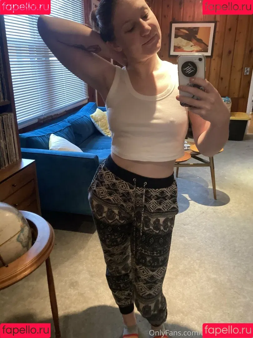autumnskyexo Onlyfans Photo Gallery 