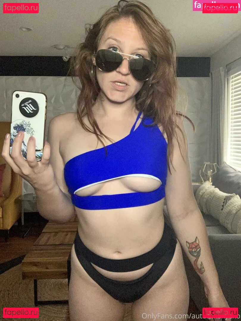 autumnskyexo Onlyfans Photo Gallery 