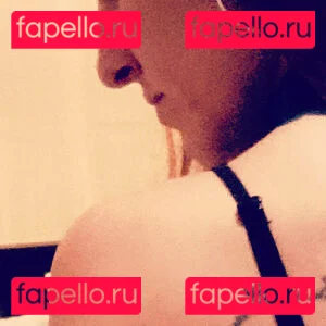 autumnskyexo Onlyfans Photo Gallery 