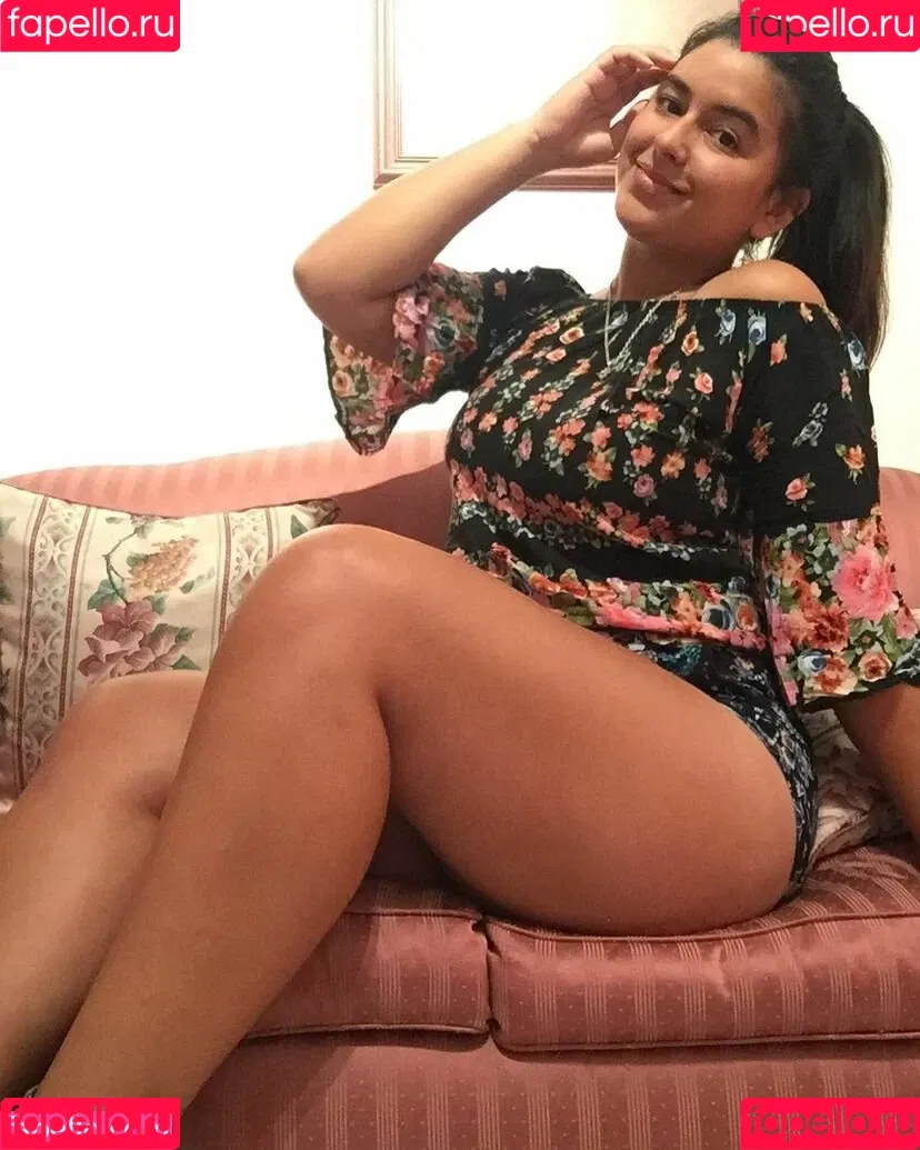 Clara Gonz Onlyfans Photo Gallery 
