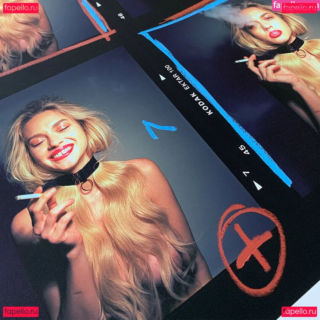 Elle Brittain Onlyfans Photo Gallery 