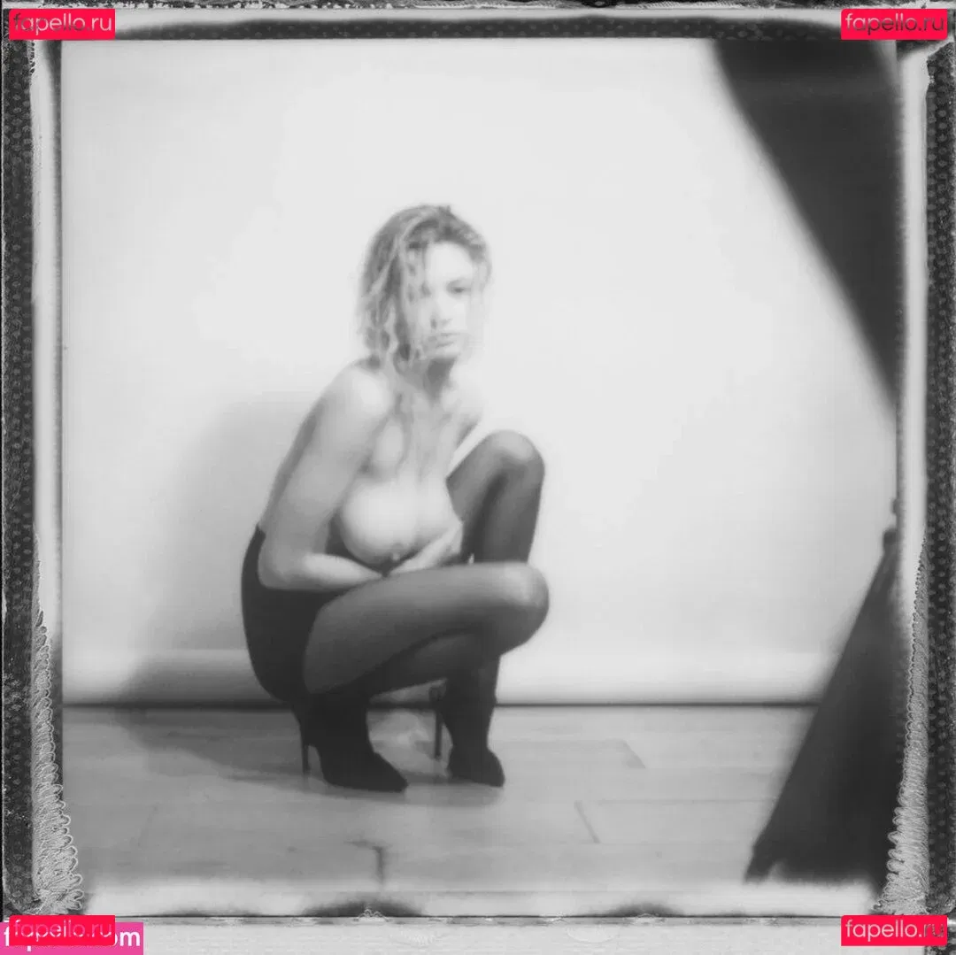 Elle Brittain Onlyfans Photo Gallery 