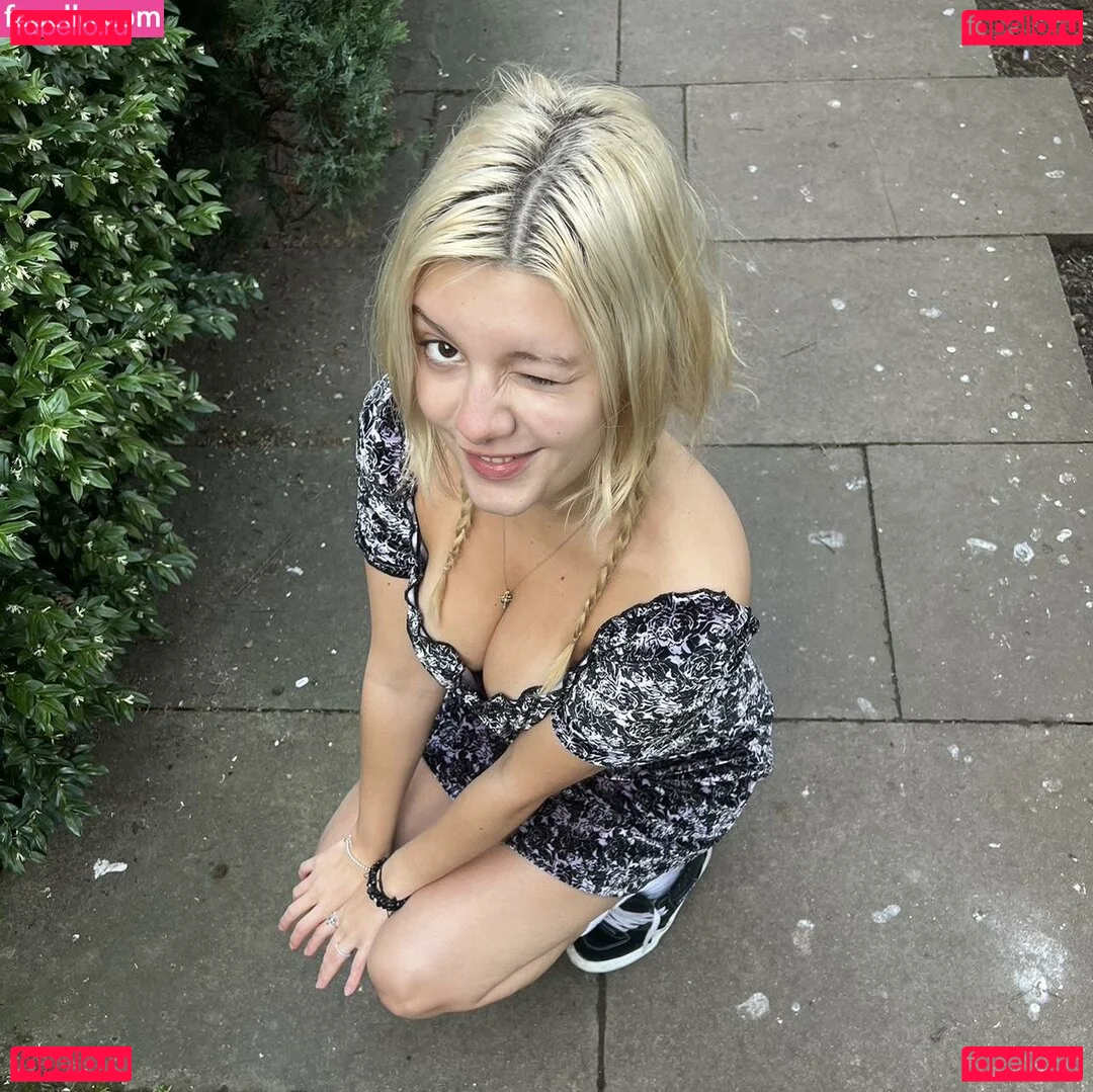 Sabrina Fuentes Onlyfans Photo Gallery 