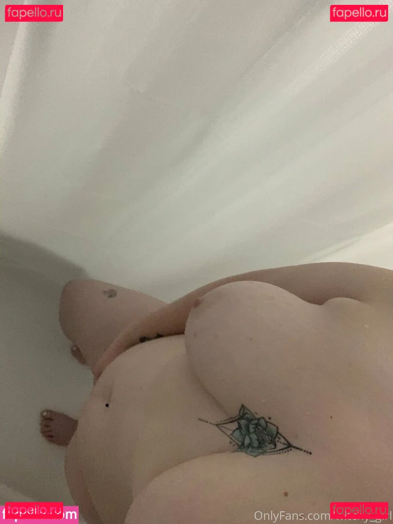 serena_king Onlyfans Photo Gallery 