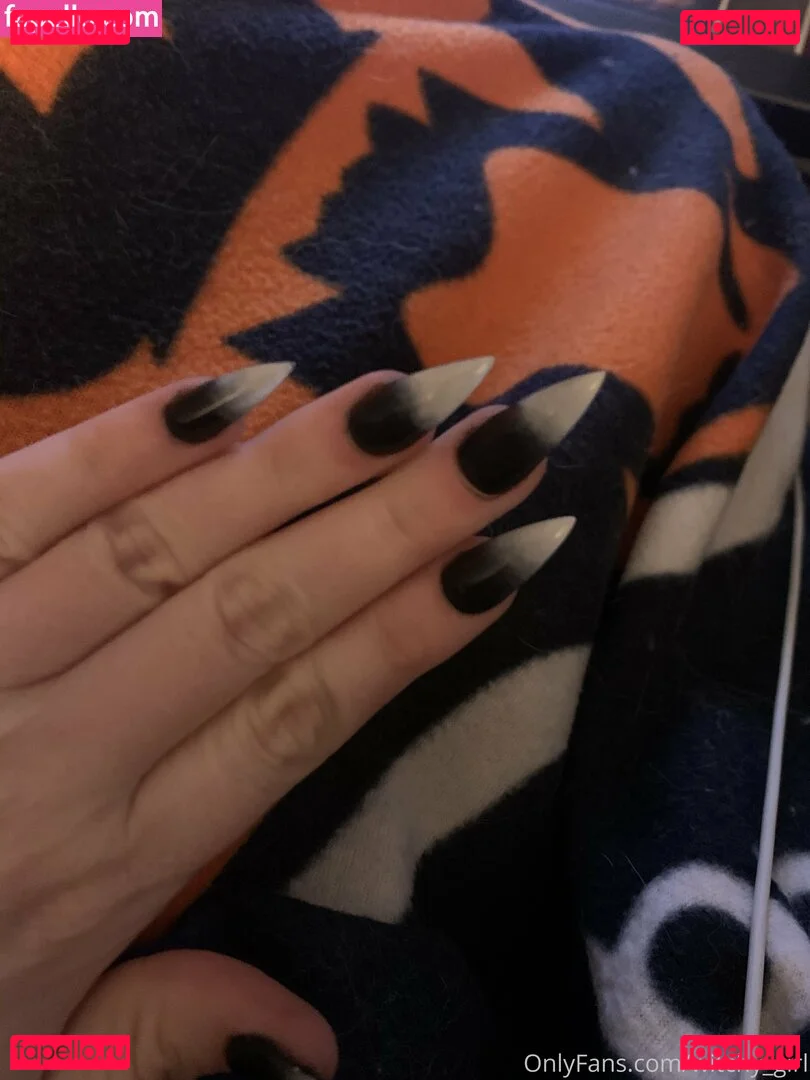 serena_king Onlyfans Photo Gallery 