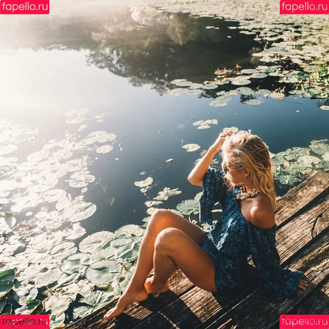 Lauren Bullen Onlyfans Photo Gallery 