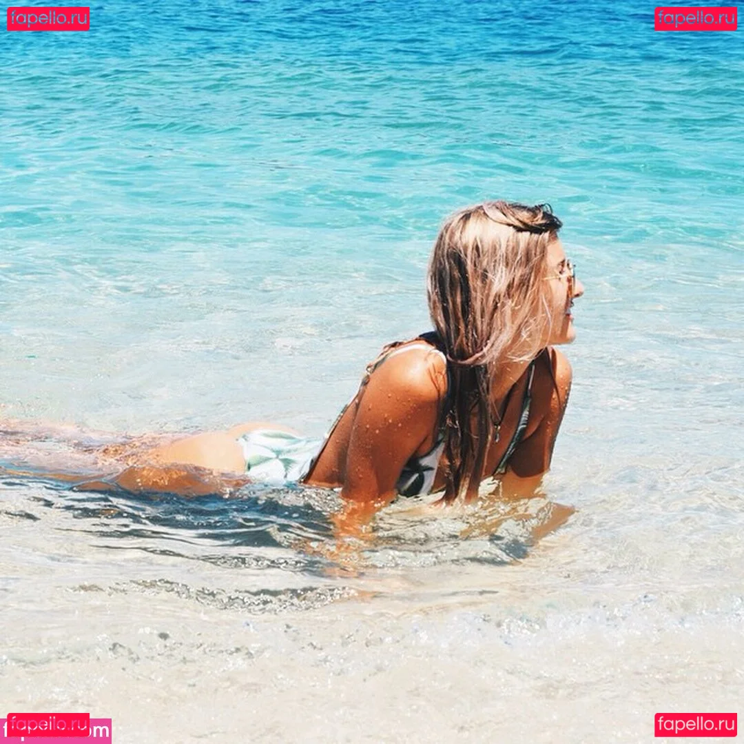 Lauren Bullen Onlyfans Photo Gallery 