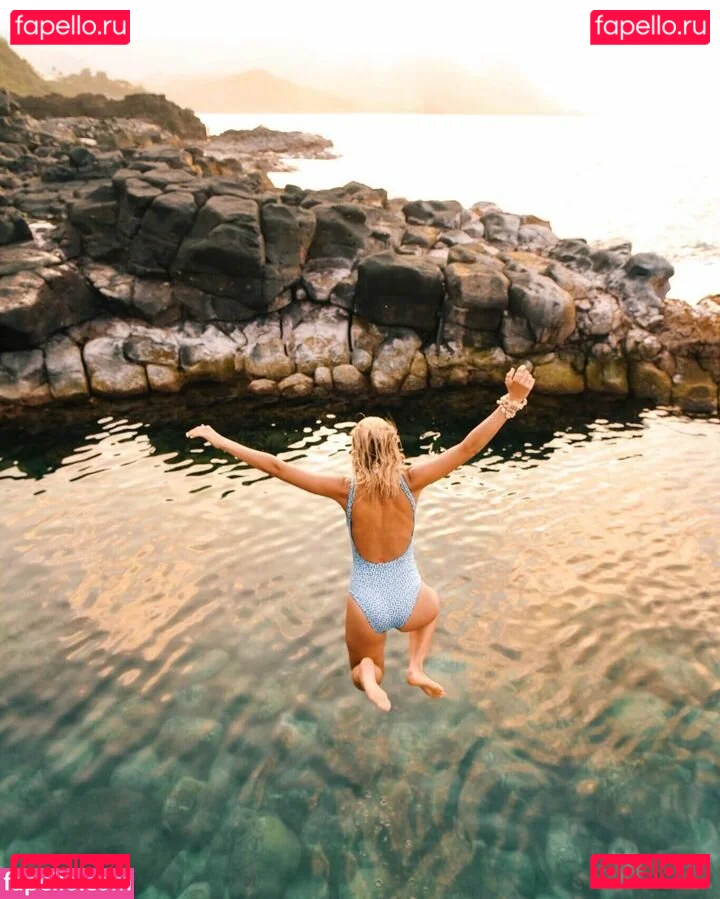 Lauren Bullen Onlyfans Photo Gallery 