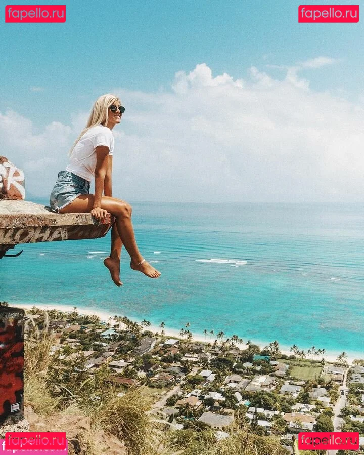 Lauren Bullen Onlyfans Photo Gallery 