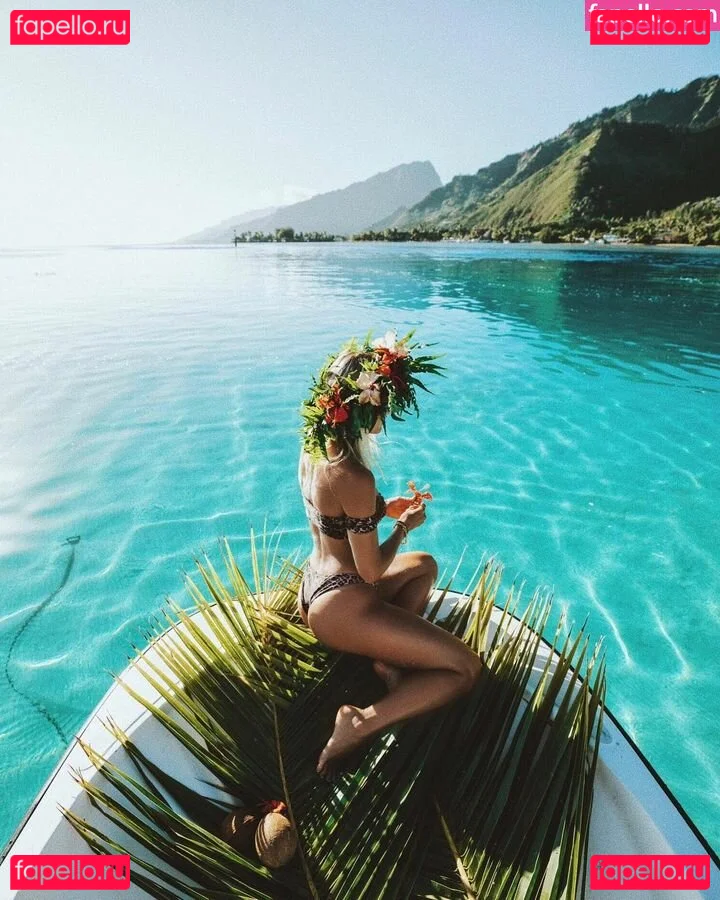 Lauren Bullen Onlyfans Photo Gallery 