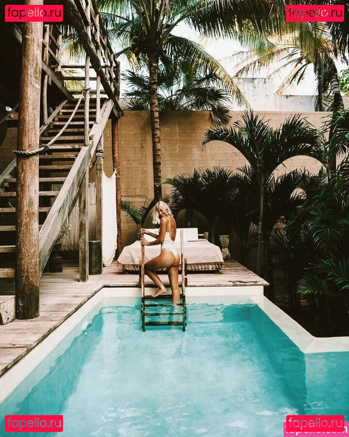 Lauren Bullen Onlyfans Photo Gallery 