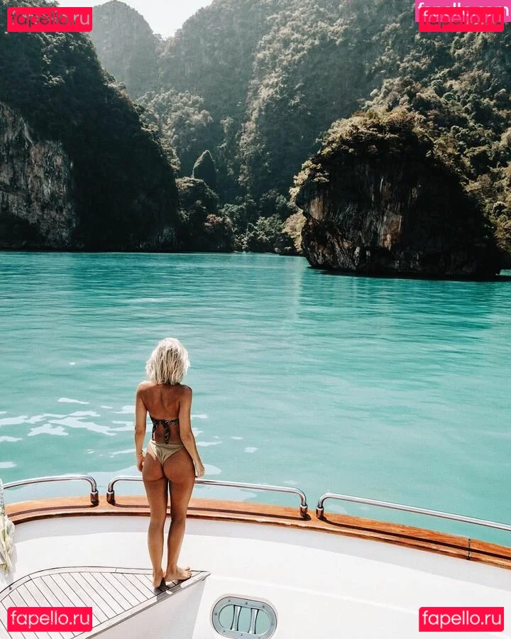 Lauren Bullen Onlyfans Photo Gallery 