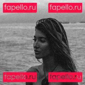 Lauren Bullen Onlyfans Photo Gallery 