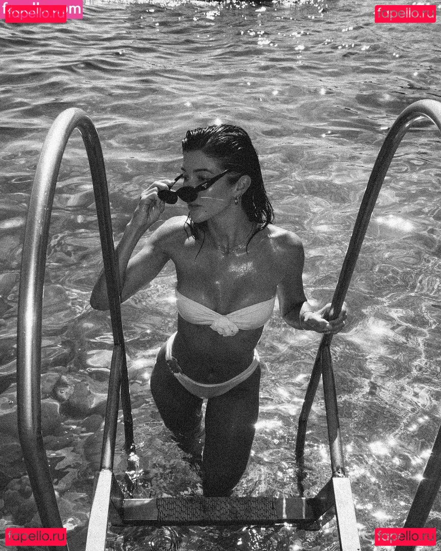 Lauren Bullen Onlyfans Photo Gallery 