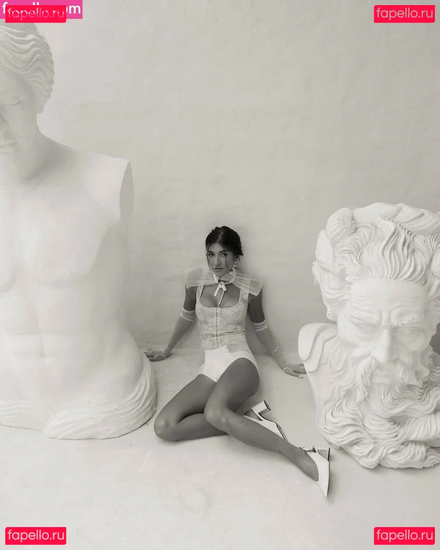 Lauren Bullen Onlyfans Photo Gallery 