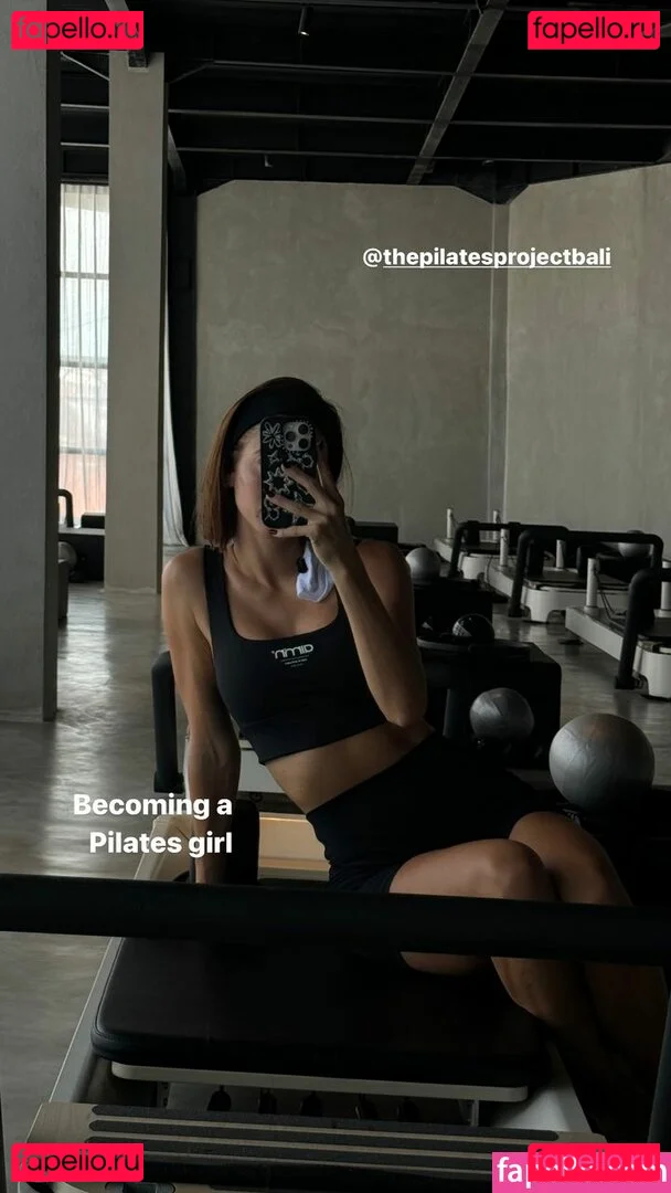 Lauren Bullen Onlyfans Photo Gallery 