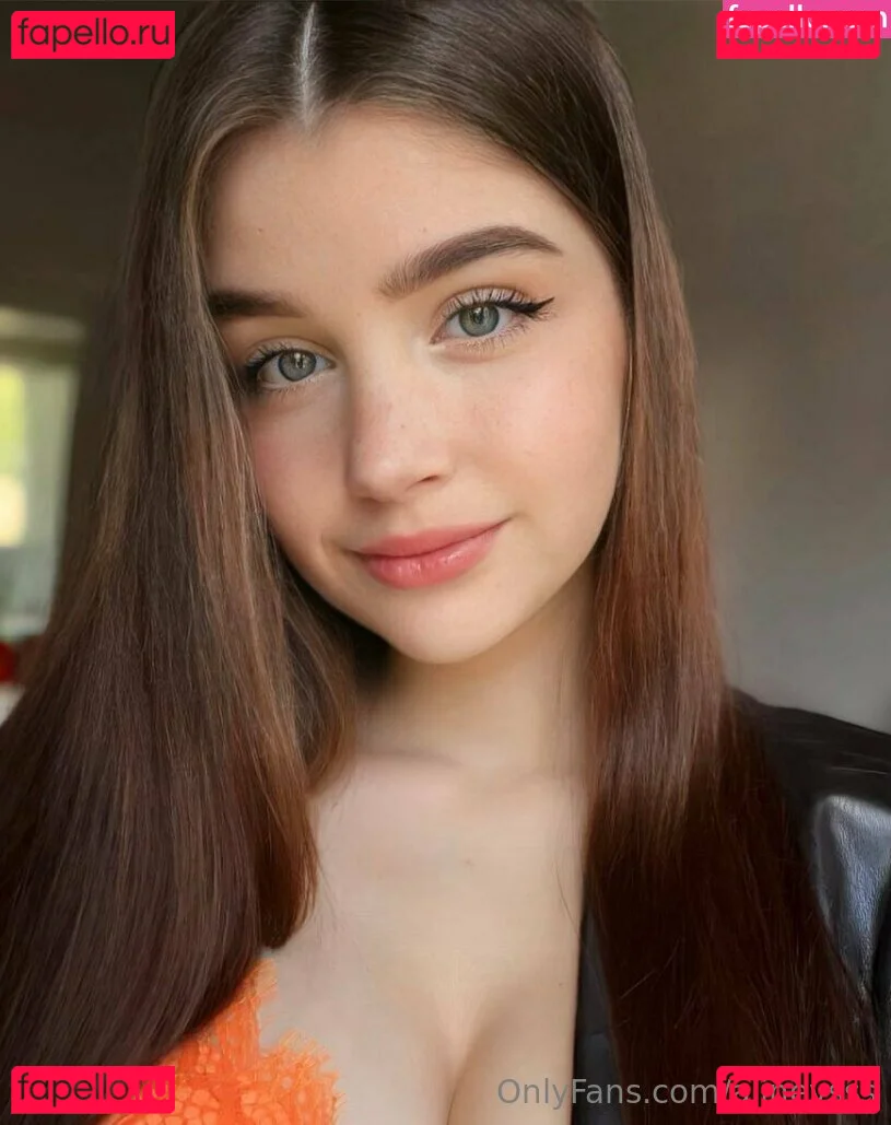 alinevsss Onlyfans Photo Gallery 