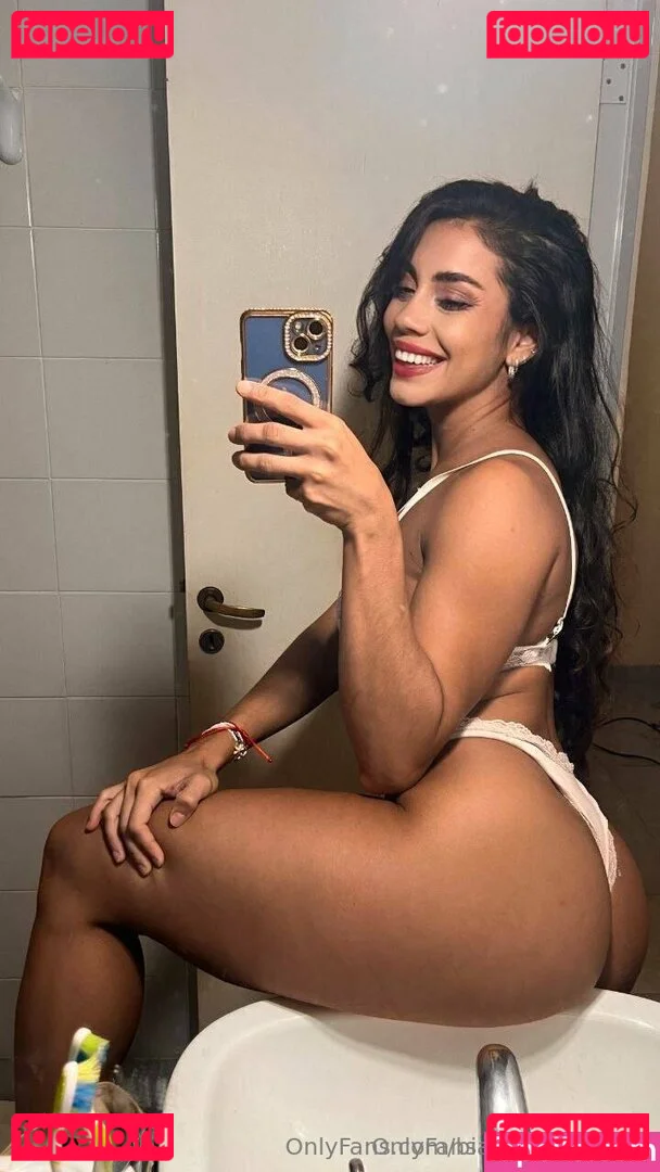 alinevsss Onlyfans Photo Gallery 