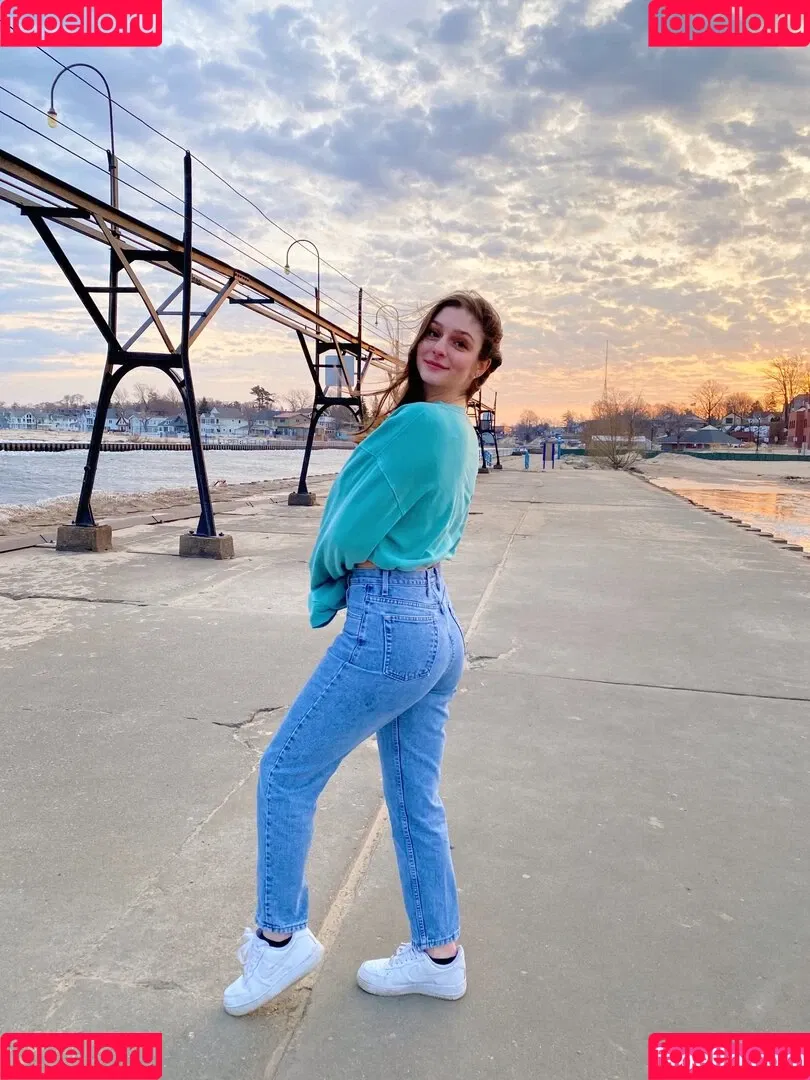 Efiyenia Stavropoulos Onlyfans Photo Gallery 