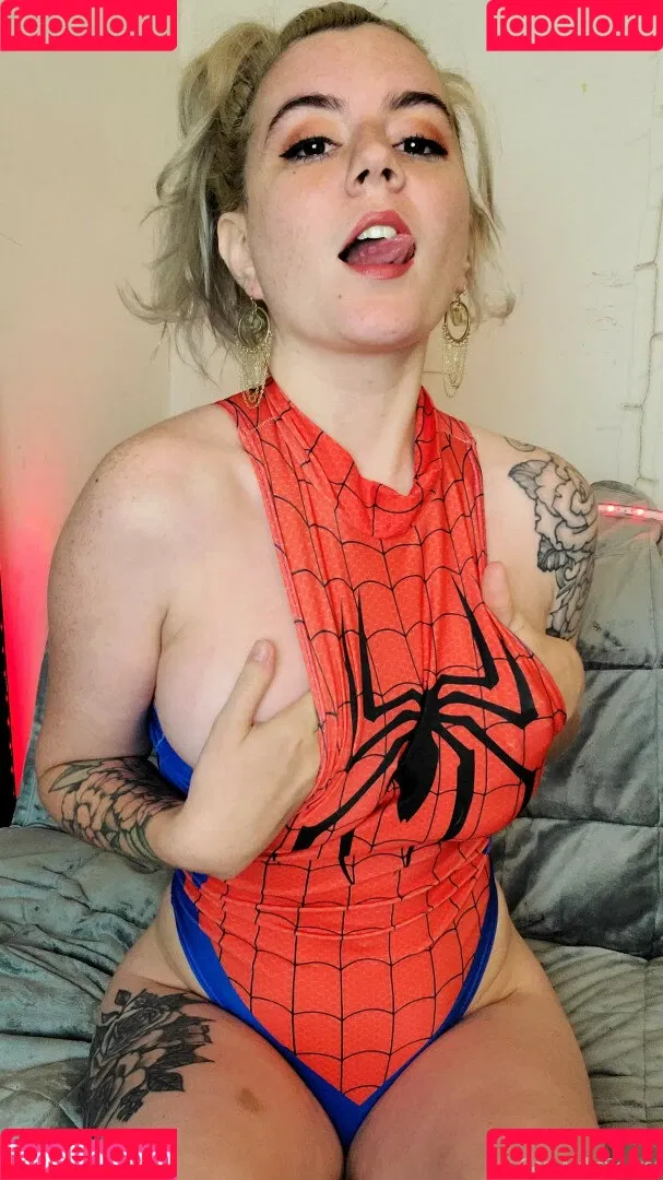 Sara Mills Onlyfans Photo Gallery 