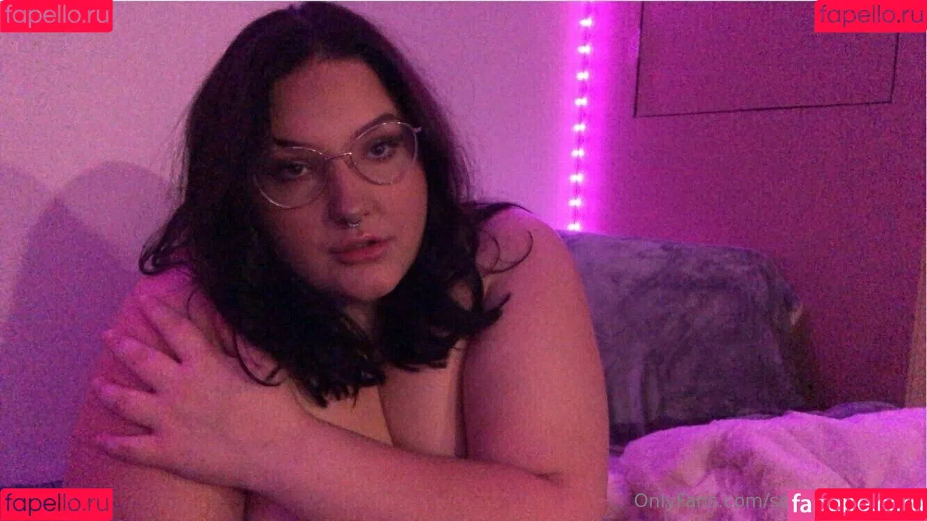 squishmellow20 Onlyfans Photo Gallery 