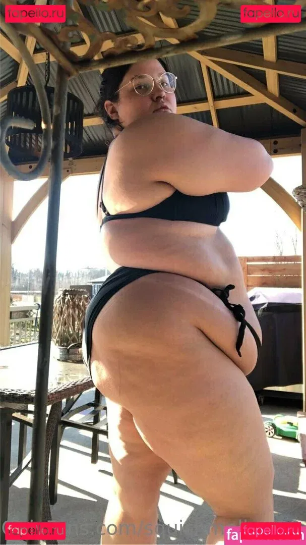 squishmellow20 Onlyfans Photo Gallery 