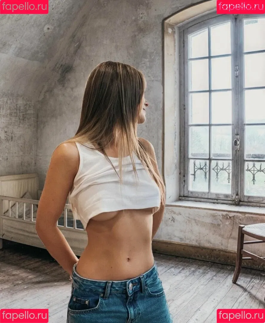 Lia Noya Onlyfans Photo Gallery 