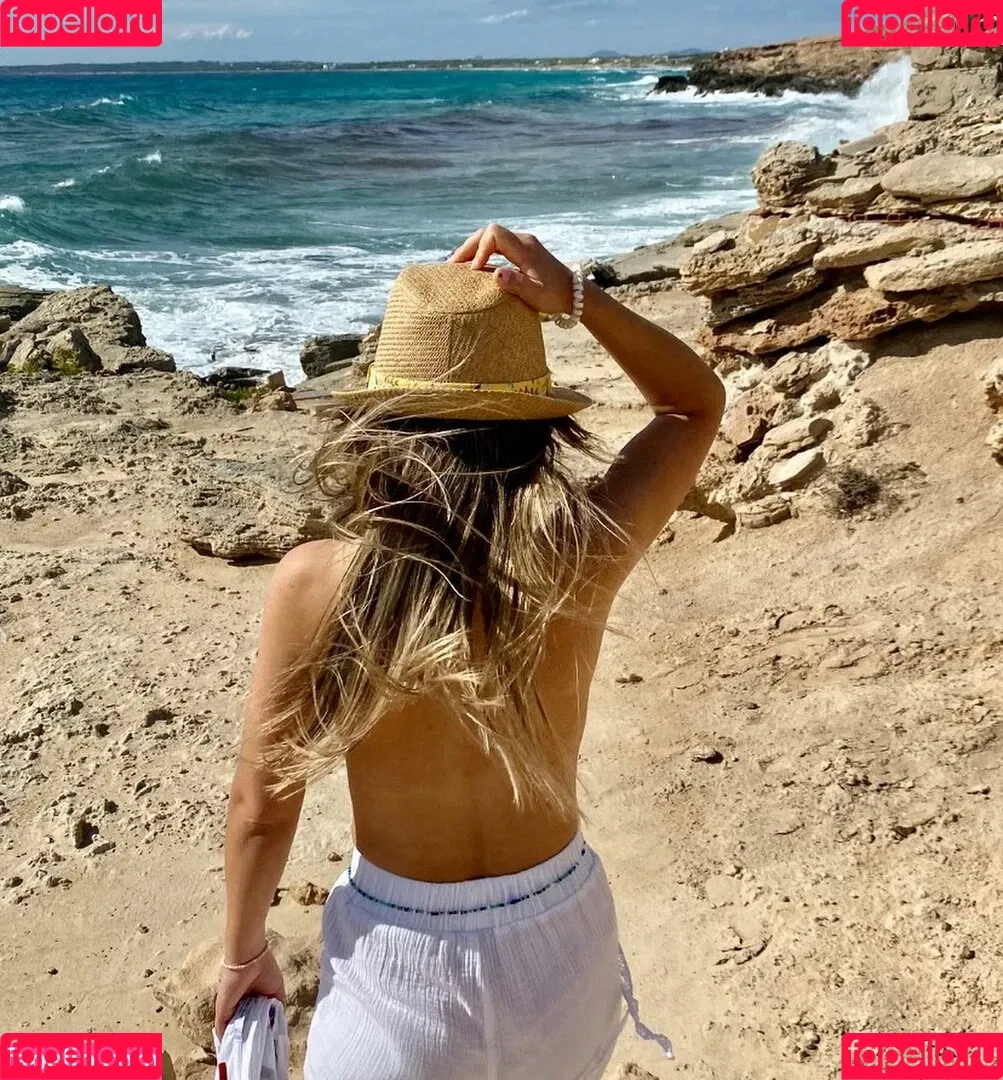 Lia Noya Onlyfans Photo Gallery 