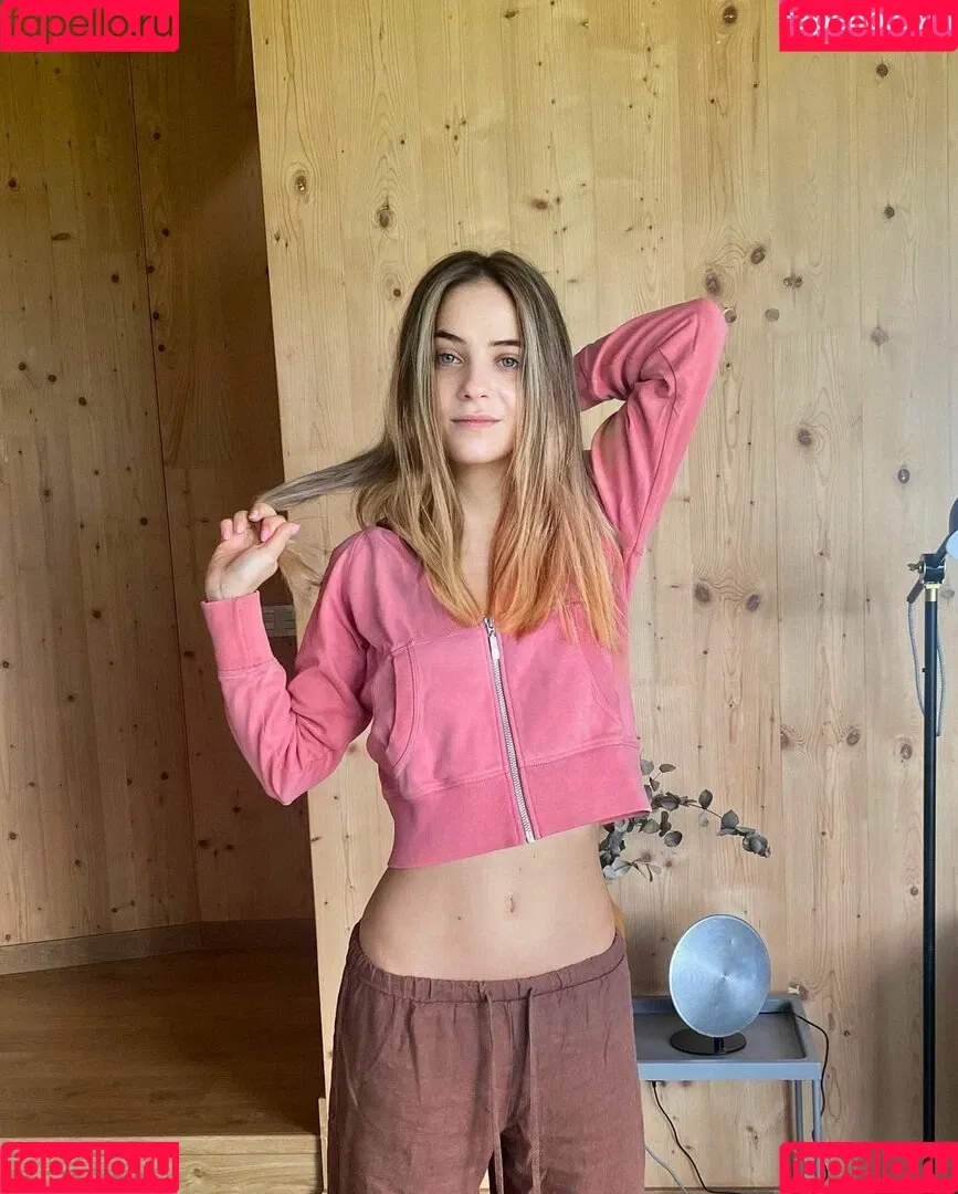 Lia Noya Onlyfans Photo Gallery 
