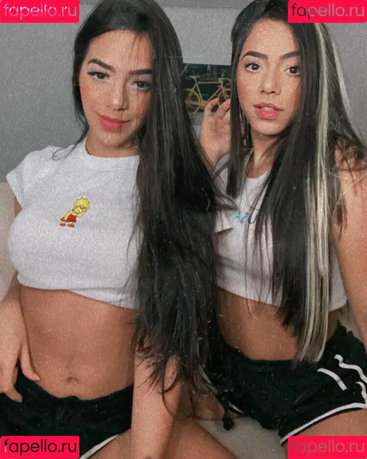 Mariely E Mirella Santos Onlyfans Photo Gallery 