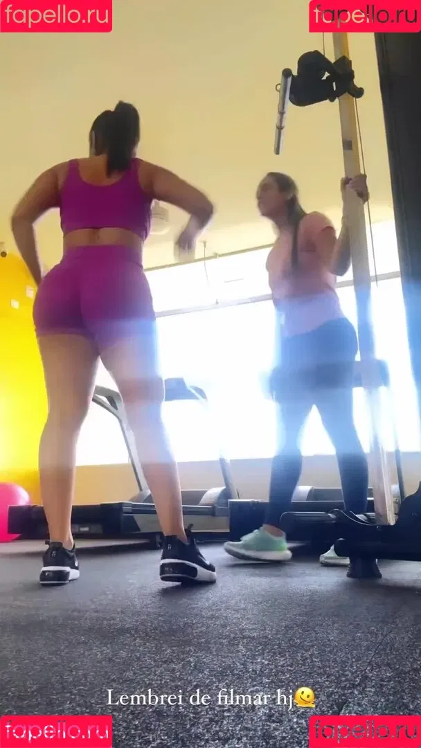 Mariely E Mirella Santos Onlyfans Photo Gallery 