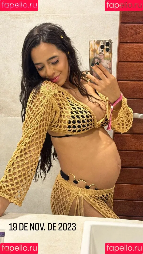 Mariely E Mirella Santos Onlyfans Photo Gallery 