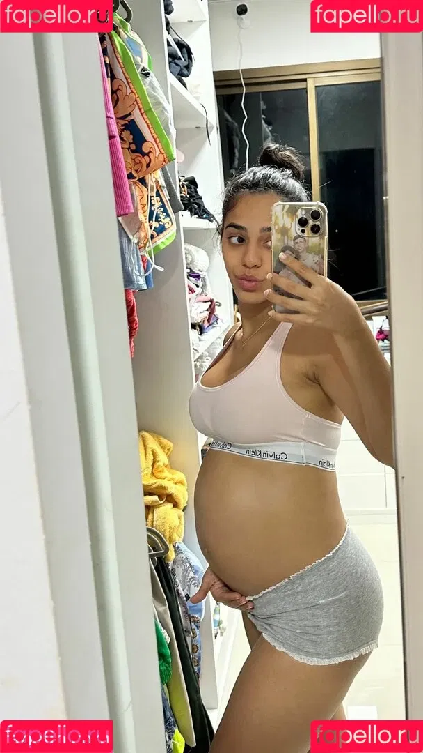 Mariely E Mirella Santos Onlyfans Photo Gallery 