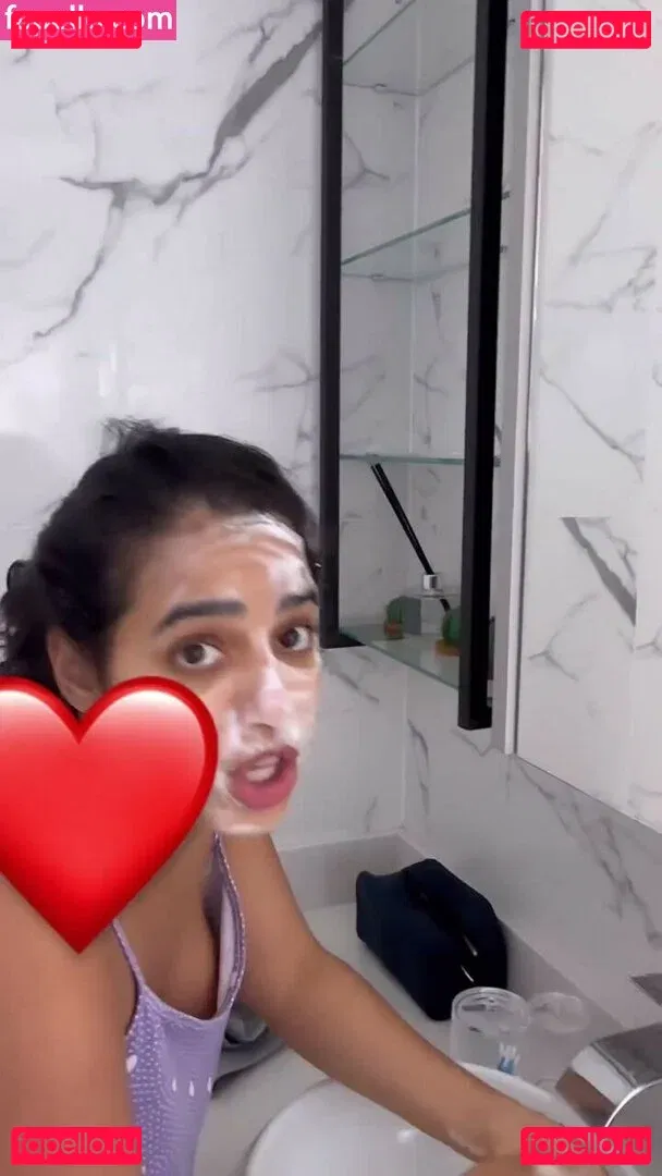 Mariely E Mirella Santos Onlyfans Photo Gallery 