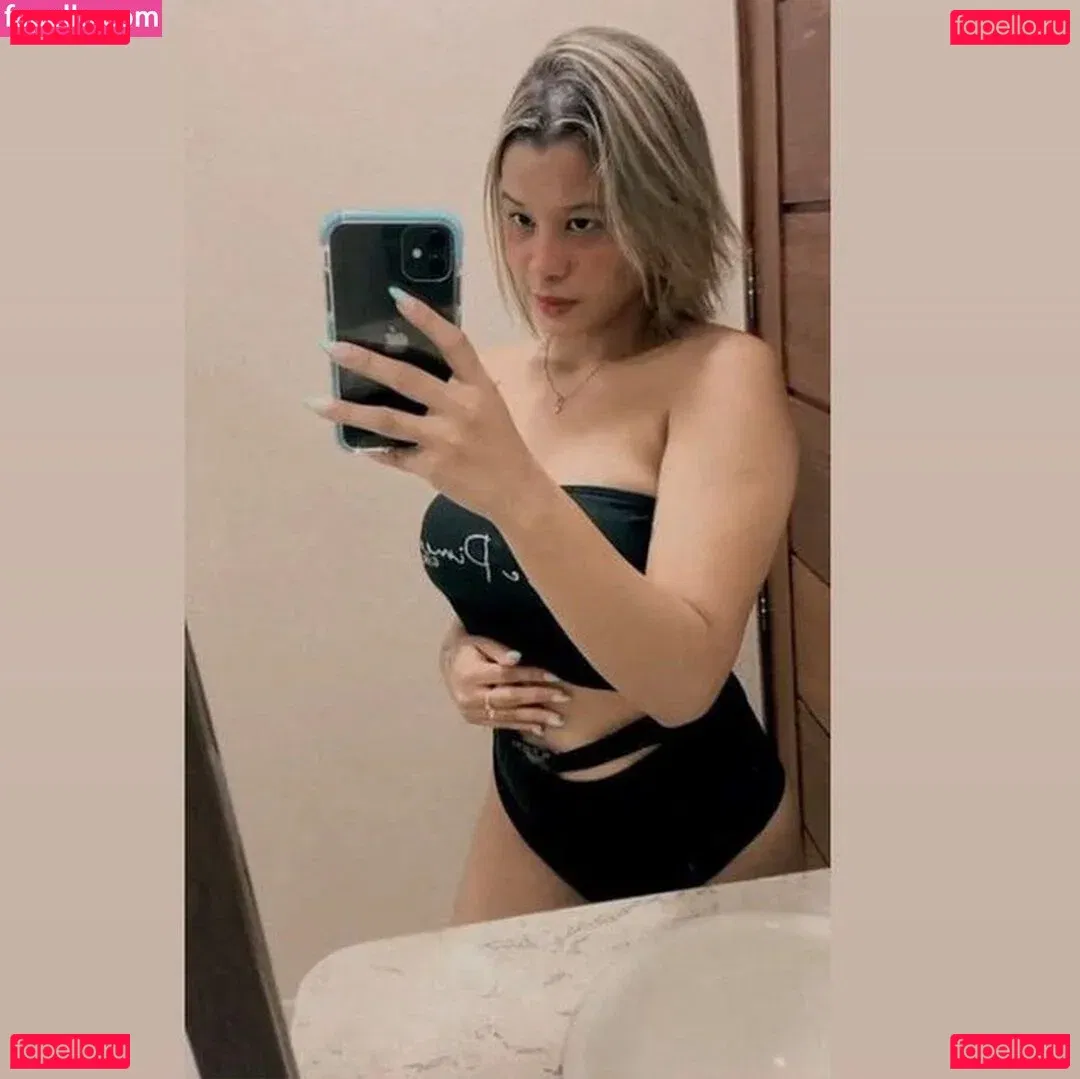 Hanna Sophia Onlyfans Photo Gallery 