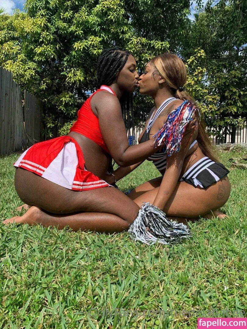 thedejababee Onlyfans Photo Gallery 