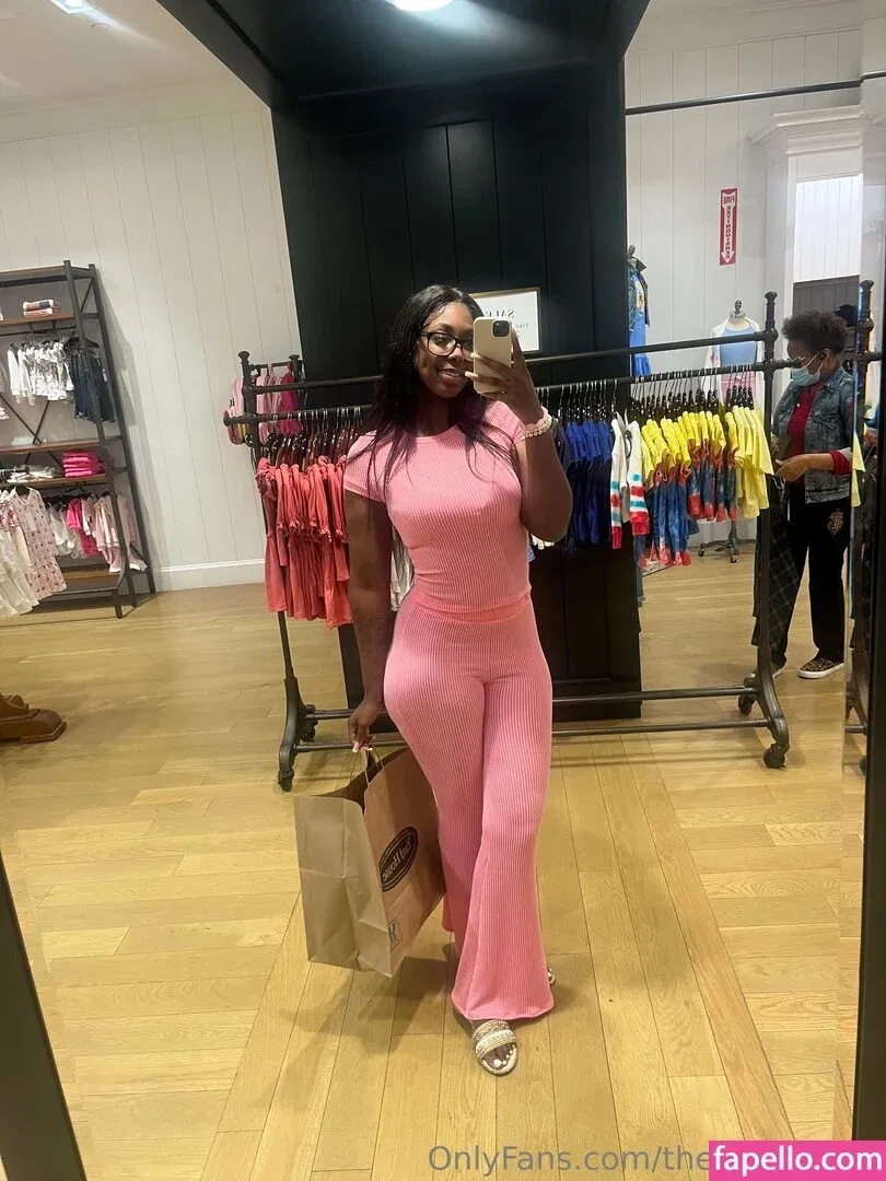 thedejababee Onlyfans Photo Gallery 