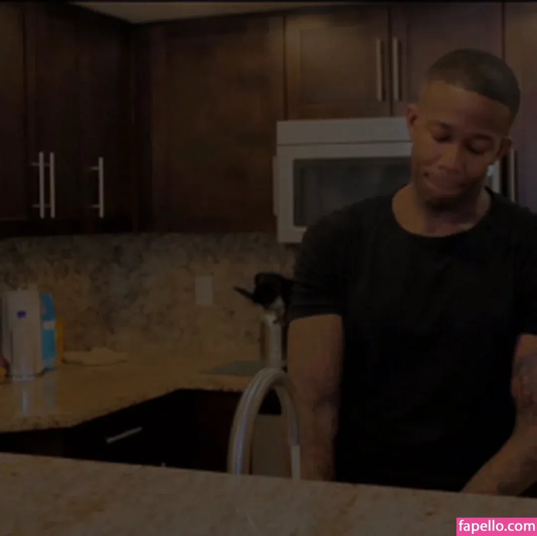 thedejababee Onlyfans Photo Gallery 