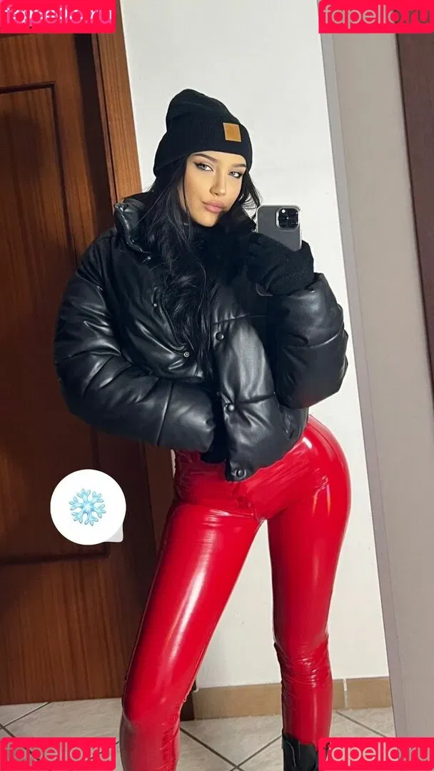 Asia Nardi Onlyfans Photo Gallery 