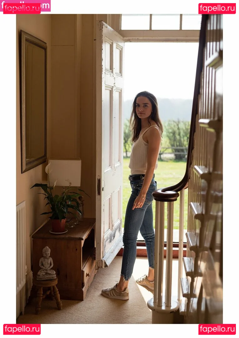 Catie Munnings Onlyfans Photo Gallery 