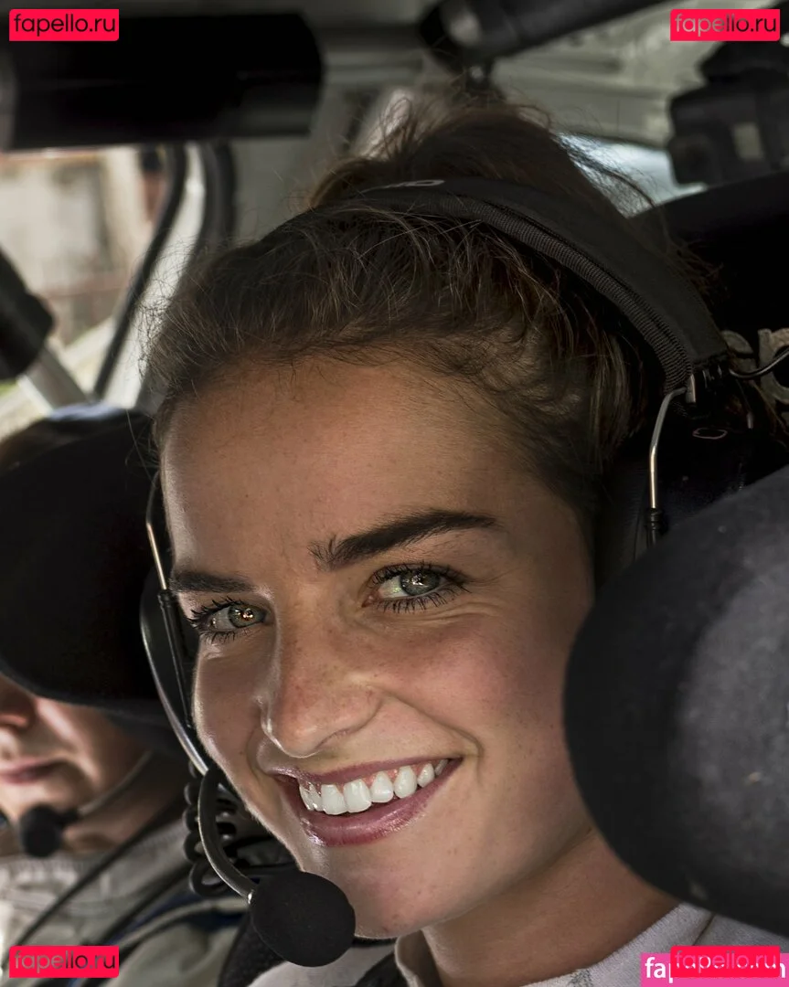 Catie Munnings Onlyfans Photo Gallery 