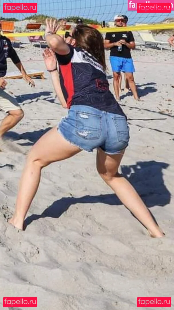 Catie Munnings Onlyfans Photo Gallery 