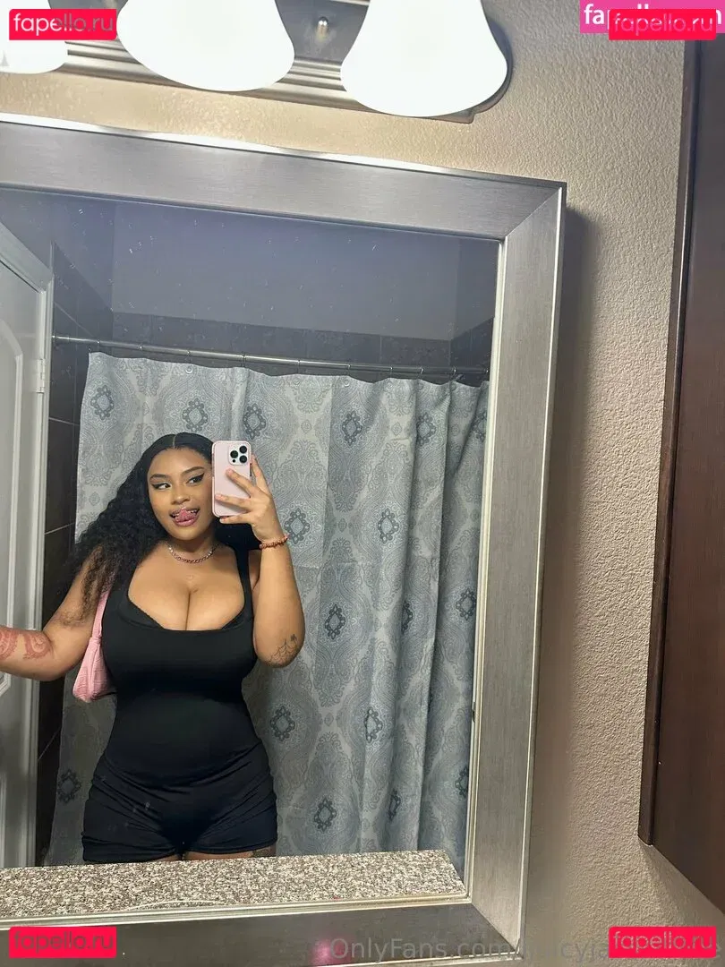 jjuicyjasss4free Onlyfans Photo Gallery 