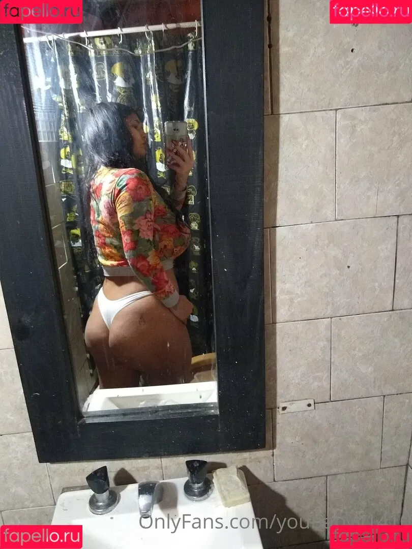 youbabyy1410 Onlyfans Photo Gallery 