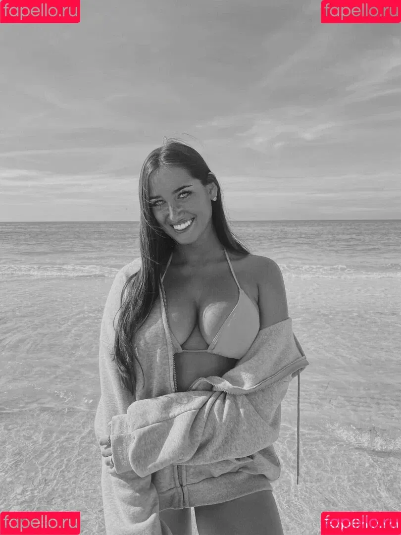 Taylor Alessi Onlyfans Photo Gallery 