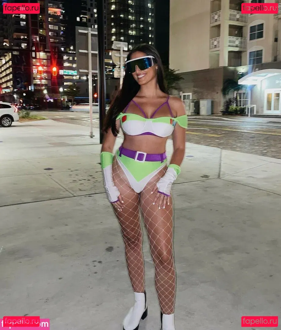 Taylor Alessi Onlyfans Photo Gallery 