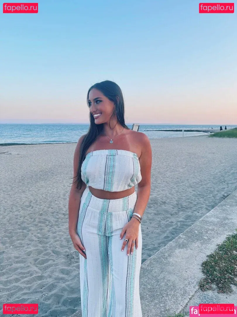 Taylor Alessi Onlyfans Photo Gallery 