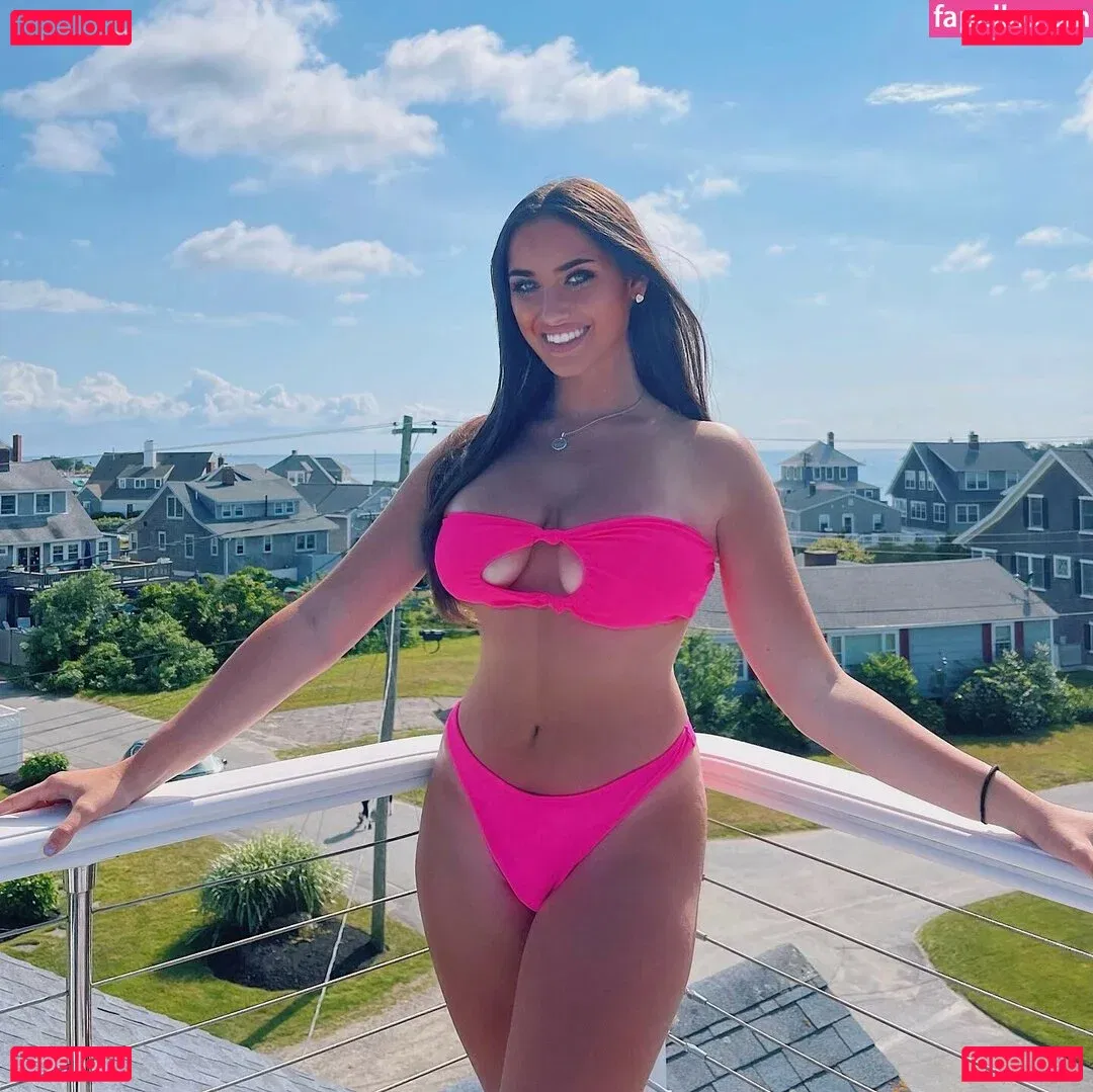 Taylor Alessi Onlyfans Photo Gallery 