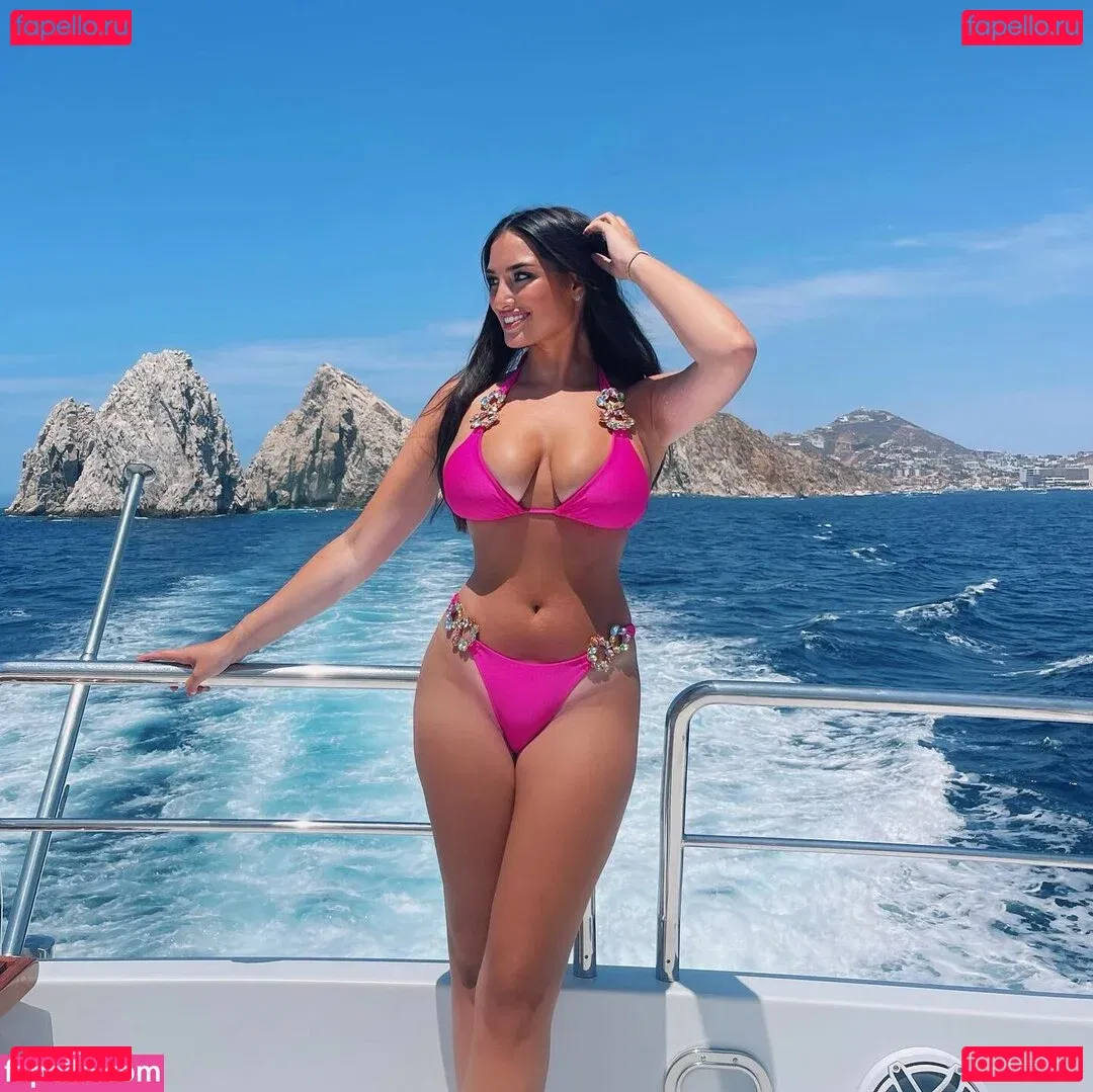 Taylor Alessi Onlyfans Photo Gallery 