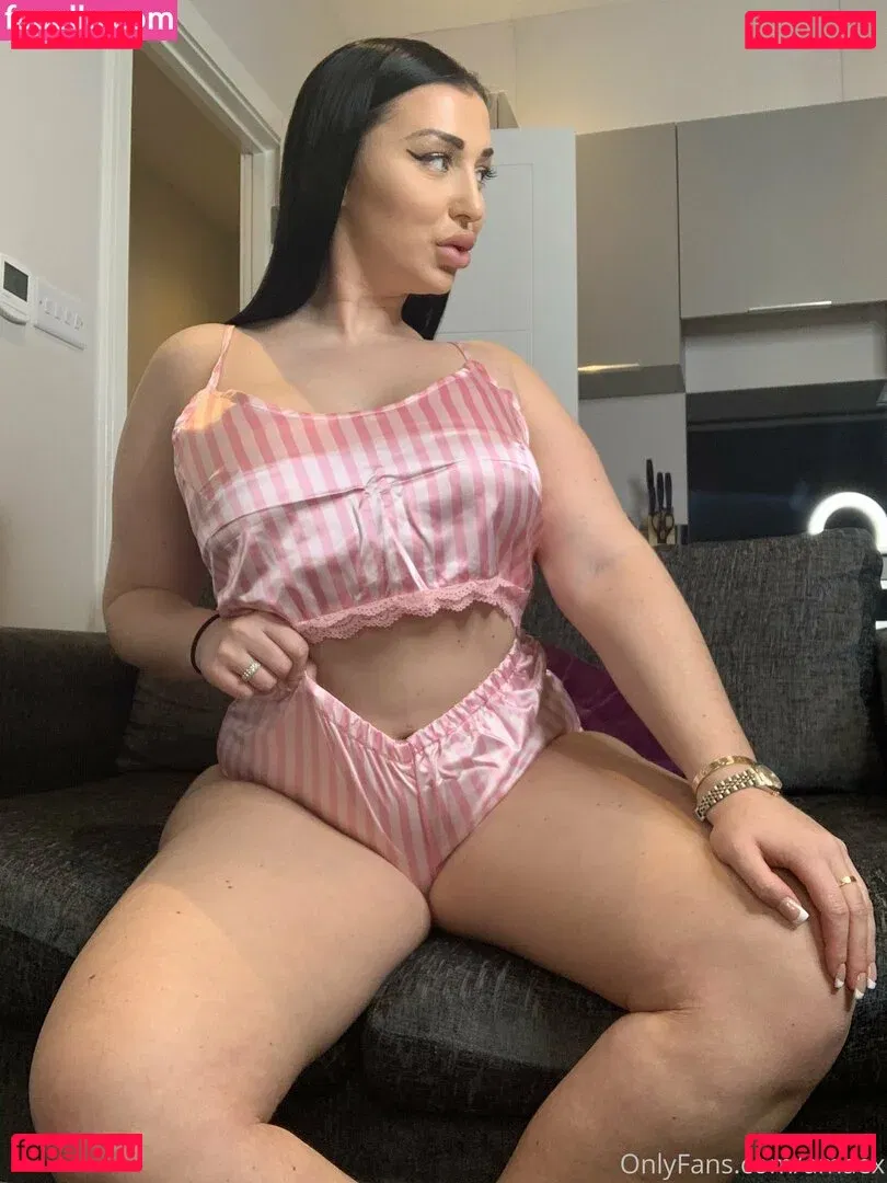 amaex Onlyfans Photo Gallery 